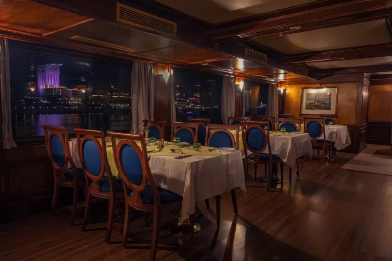 Cruzeiro no Egito no Feriado de Natal 